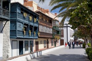 Santa Cruz • Holzbalkone