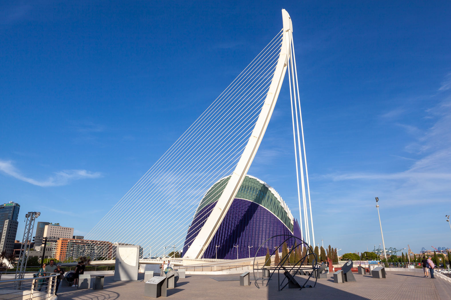 Caixa Forum, L'Àgora, Ciutat de les Arts i les Ciències, Pont l'Assut de l'Or, València, Valencia, Spanien